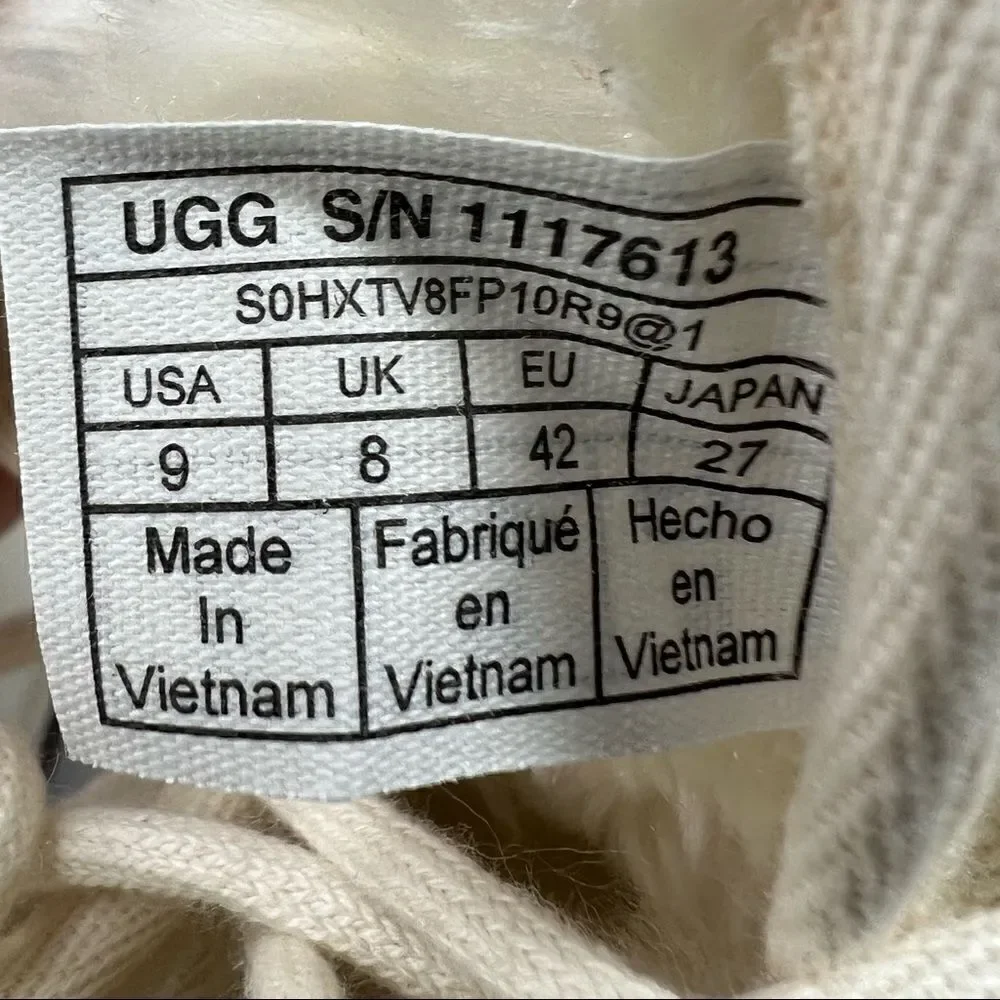 UGG Neumel Mens Hemp Canvas Chukka Boots Natural Off White 9  display picture 1